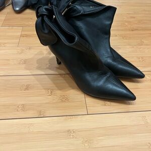 Christian Dior La Belle D Bow Ankle Boots size 38D Leather
